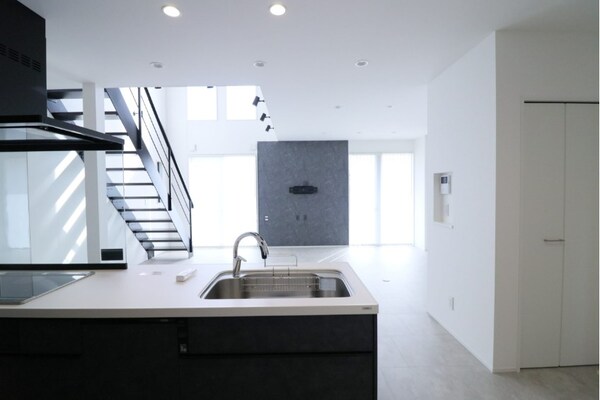 スタイリッシュな抜け感が魅力の高気密住宅の施工事例